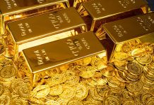 Vàng tụt giá sáng đầu tuần, nhưng triển vọng ngắn hạn đang tốt lên